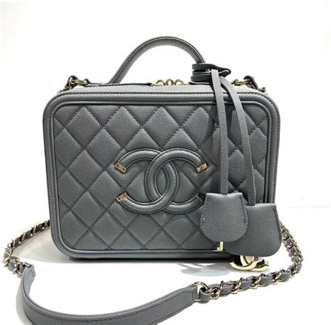 chanel vanity case 21cm 價錢|香奈儿.